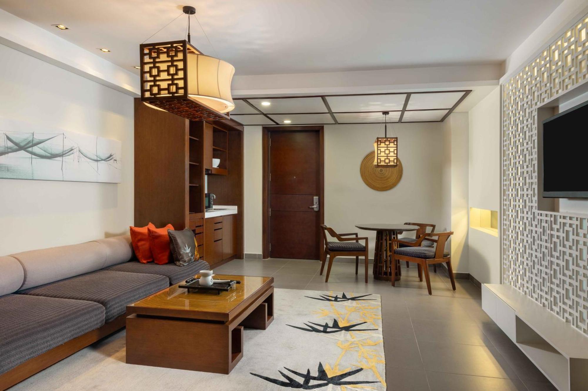Angsana Lang Co Hotel Екстериор снимка